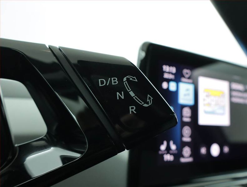 Volkswagen ID.3 (2023) Pro Perf. (62 kWh), SoH 89% - fotka 13 z 18