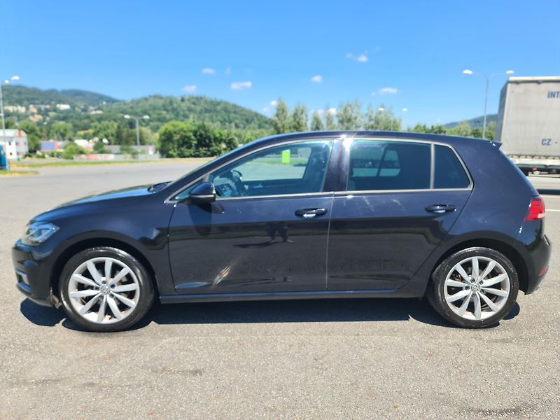 Volkswagen Golf (2018) VII 1.4 TSi COMFORTLINE 92-KW  - fotka 4 z 26