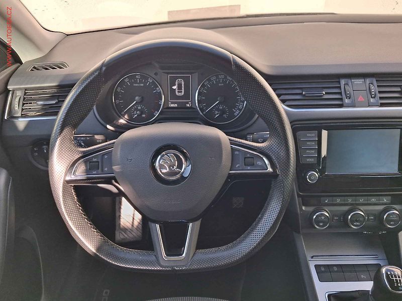 Škoda Octavia (2016) 1.2 TSi, Style, bixen, TZ - fotka 11 z 18