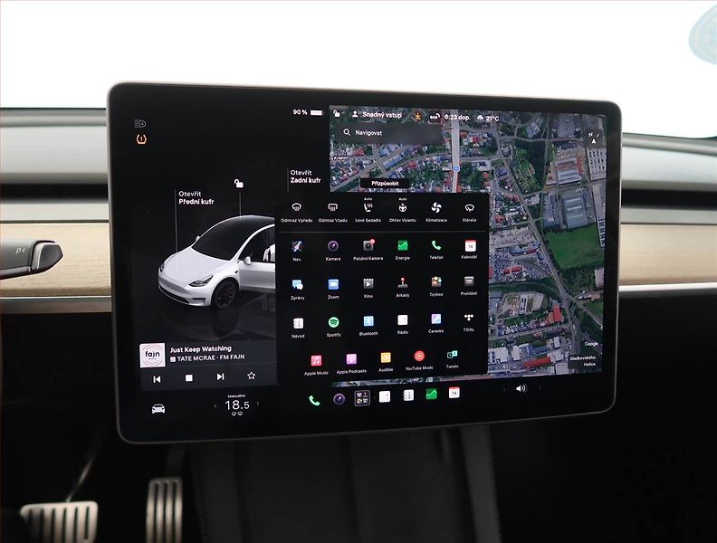 Tesla Model Y (2023) Performance 79kWh, SoH 93% - fotka 18 z 33