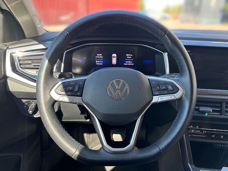 Volkswagen Polo (2023) 1.0 TSI DSG Style - fotka 18 z 27