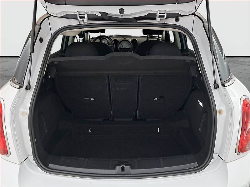 Mini Countryman (2014) Cooper D, Tempomat - fotka 13 z 19