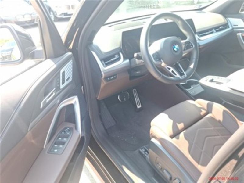 BMW X1 sDrive18i - fotka 6 z 8