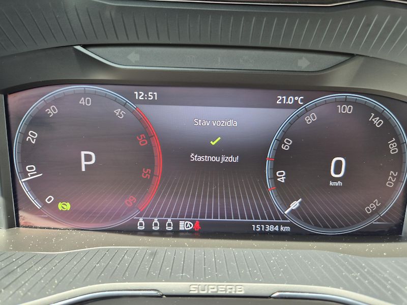 Škoda Superb Combi 2,0TDi 147kw DSG 17ALU - fotka 41 z 41