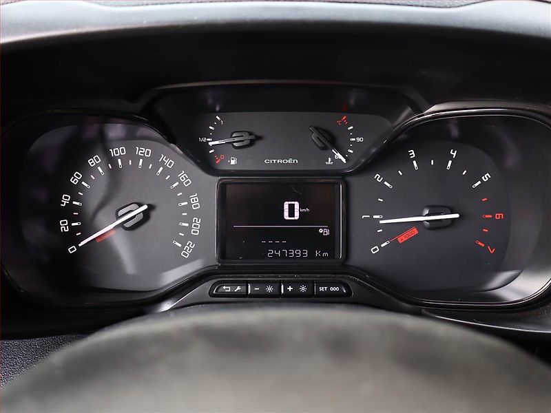 Citroën Berlingo (2018) Maxi 1.6 BlueHDi, 3Místa, ČR - fotka 8 z 14