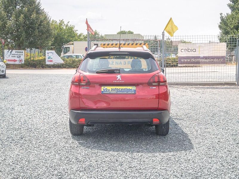 Peugeot 2008 (2017) ČR 1.2T 81KW – 88.359KM - fotka 6 z 51