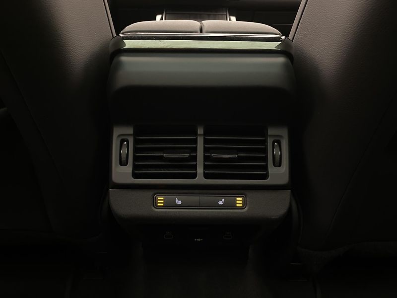 Land Rover Range Rover Evoque D200 DYNAMIC SE AWD AUT CZ - fotka 30 z 49