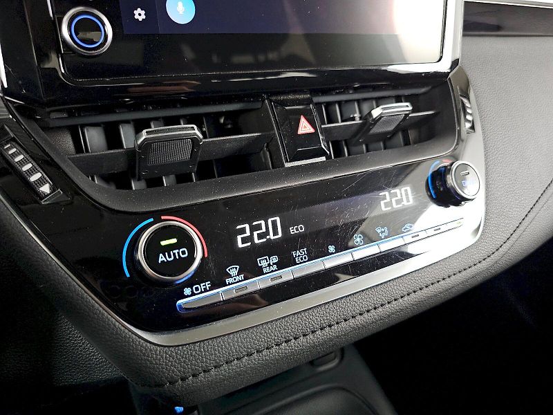 Toyota Corolla (2023) SD 1.5 VVT-i 92kW Comfort TECH - fotka 21 z 28