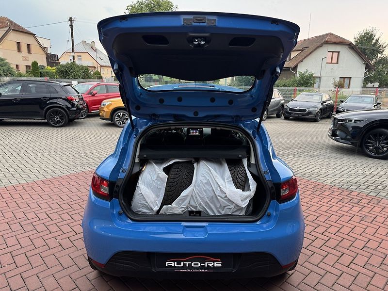 Renault Clio (2013) 1.2i Navi Klima Tempomat BT - fotka 21 z 50