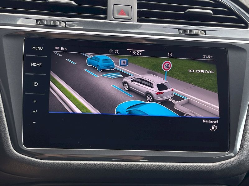 Volkswagen Tiguan Allspace (2023) R-Line 2.0 TSI 140 kW 4MOTION - fotka 14 z 35