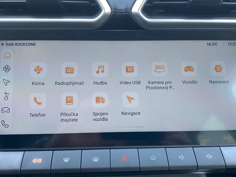 MG ZS (2025) 1,5 Hybrid+ Exclusive - fotka 18 z 31