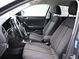 Volkswagen T-Roc 1,0 TSI Virtual LED Webasto - náhled 11