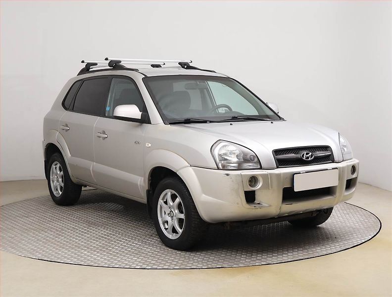 Hyundai Tucson (2007) 2.0 CRDi, 4X4, nová STK - fotografie inzerátu