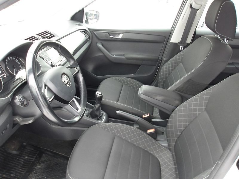 Škoda Fabia 1,0TSi  ČR 2x KLOLA ! - fotka 12 z 35