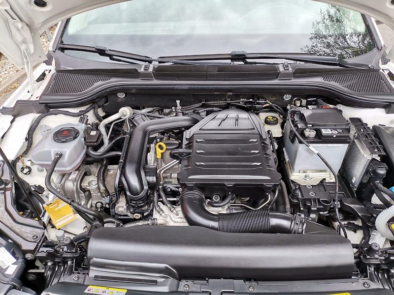 Škoda Kamiq (2020) 1.0TSi 85kw ACC PDC Winter - fotka 22 z 27