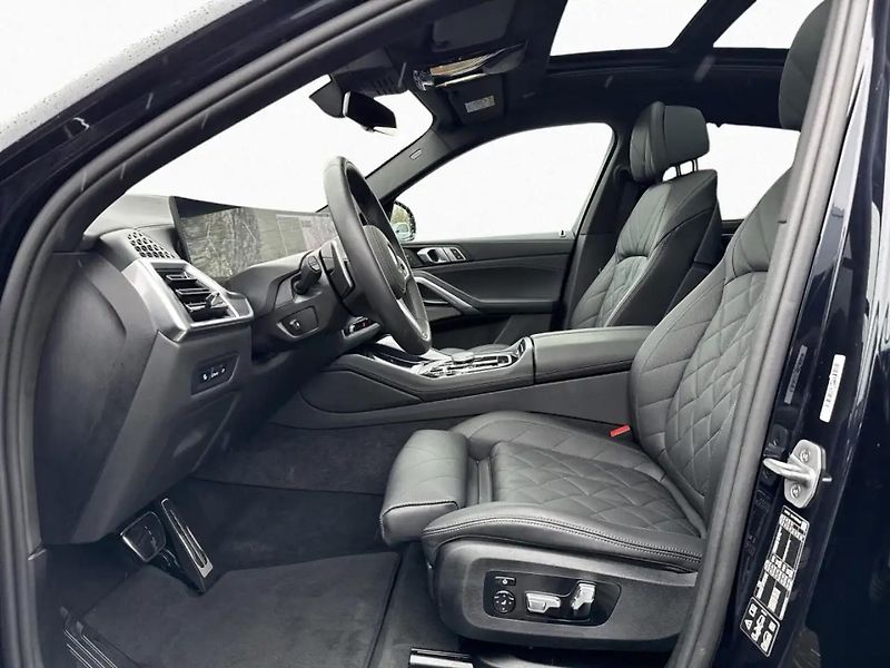 BMW X6 xDrive30d M-Sport Pano NezT Ve - fotka 5 z 10