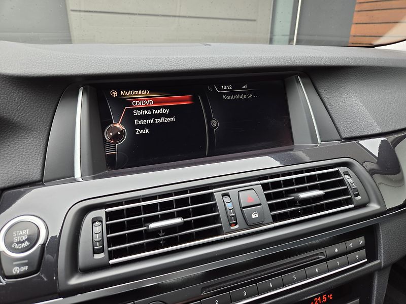 BMW Řada 5 525d xDrive ČR DPH  - fotka 23 z 44