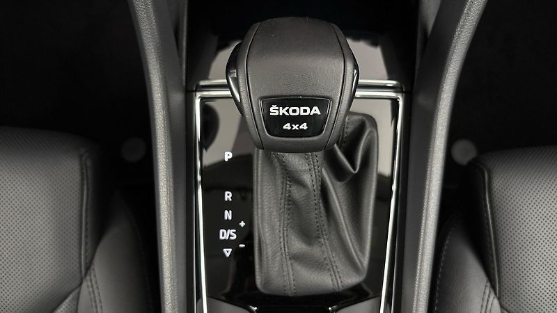 Škoda Kodiaq 2.0 TDI DSG 4x4 L&K - fotka 28 z 32