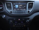 Hyundai Tucson (2016) 1.6 T-GDI, 4X4, Serv.kniha - náhled 12