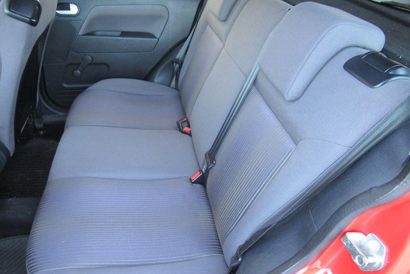 Ford Fusion 1.4i KLIMA VYHŘÍVANÉ OKNO - fotka 12 z 15