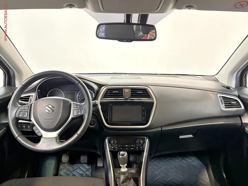 Suzuki S-Cross (2017) 1.4BJet, 1.maj,ČR, Comfort - fotka 8 z 17