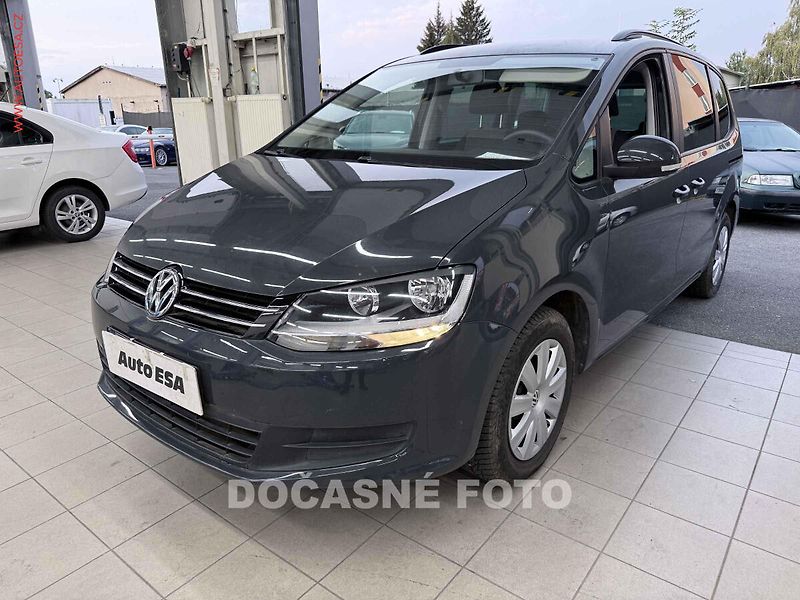 Volkswagen Sharan (2012) 2.0tdi, 2.maj,ČR, servis - fotka 1 z 3