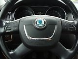 Škoda Superb 2.0 TDi, 125 kW, 4X4, klima - náhled 16