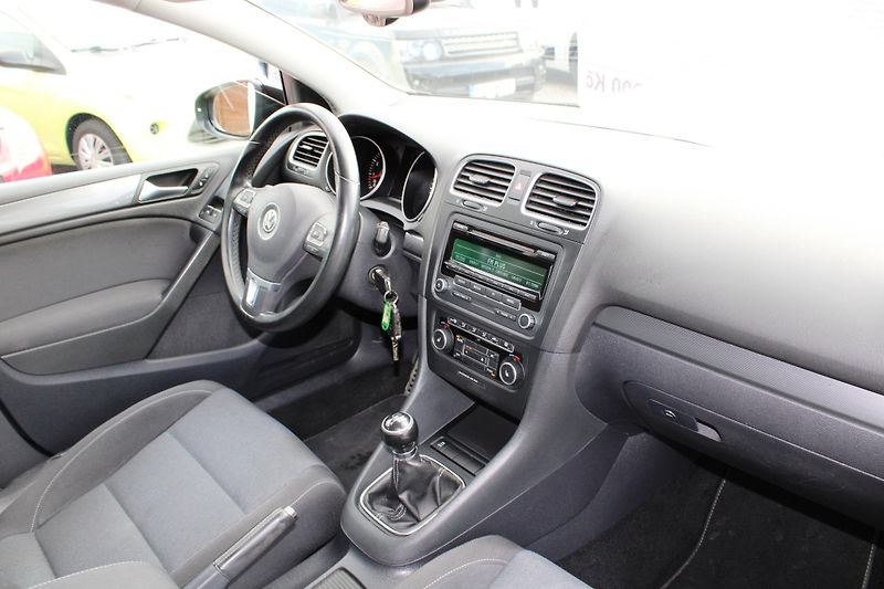 Volkswagen Golf (2012) 1,2TSI STYLE KLIMA TEMPOMAT AL - fotka 14 z 23
