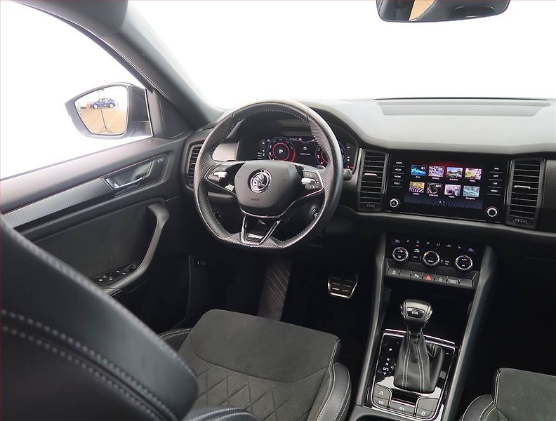 Škoda Kodiaq (2021) Sportline 1.5 TSI, digi klima - fotka 7 z 30