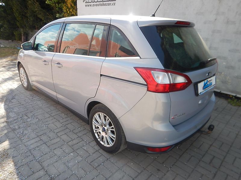 Ford Grand C-MAX 1.6 TDCi, DIGIKLIMA, 7 MÍST - fotka 4 z 28