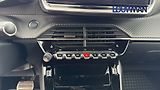 Peugeot 2008 GT 1.2PT - náhled 8