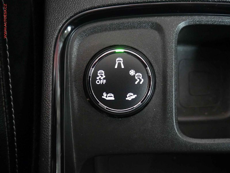 Opel Grandland X (2018) 1.6CDTi, LED - fotka 22 z 22