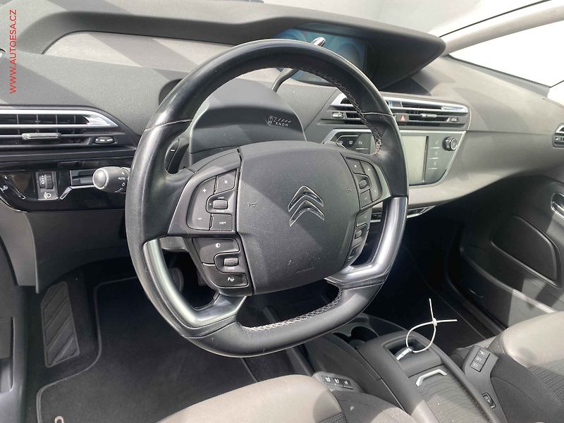 Citroën C4 Picasso (2016) 2.0HDi, ČR, Exclusive, AT - fotka 12 z 20