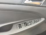 Hyundai Tucson 2.0 CRDI/100kW Style 4x4 - náhled 32