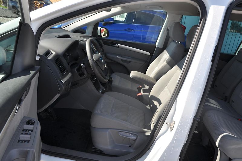 Seat Alhambra 2.0TDi 110kW ECOMOTIVE - fotka 6 z 14