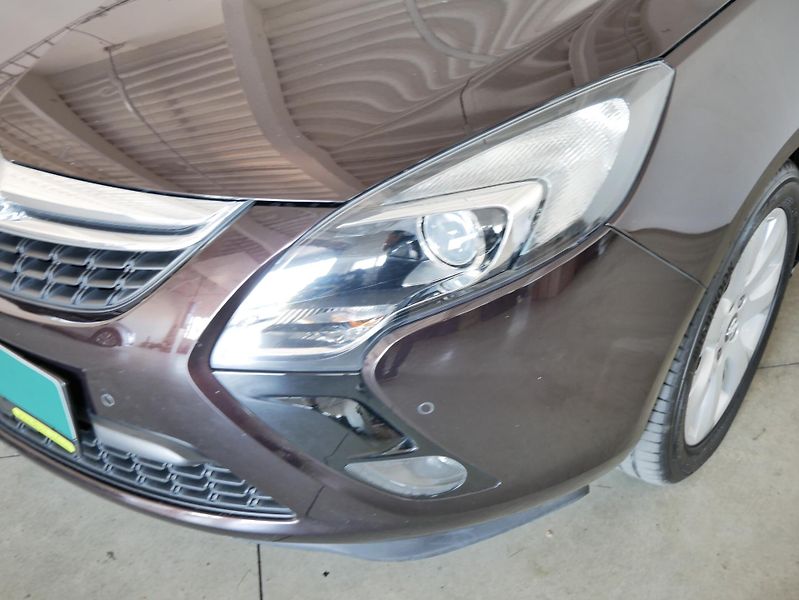 Opel Zafira - fotka 9 z 25