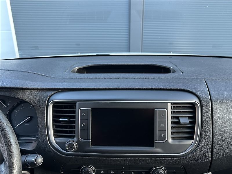 Opel Vivaro 2,0 CDTI 144PS  L2 Kombi Enjoy - fotka 24 z 53