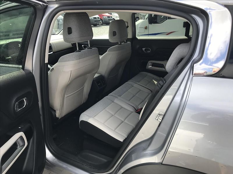 Citroën C5 Aircross 2,0   Motor  2.0 HDi  130 kW - fotka 13 z 18