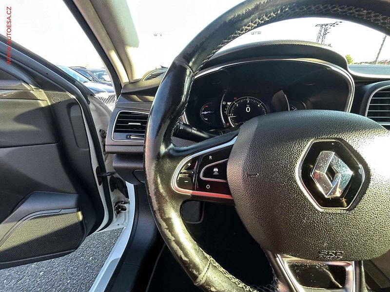 Renault Talisman (2016) 1.6DCi - fotka 16 z 17