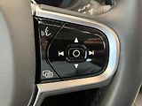 Volvo XC60 B5 AWD Plus Dark-REZERVACE - náhled 25