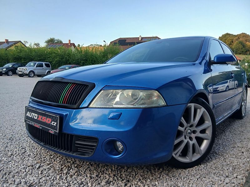 Škoda Octavia 2.0 TFSi RS - fotka 6 z 33