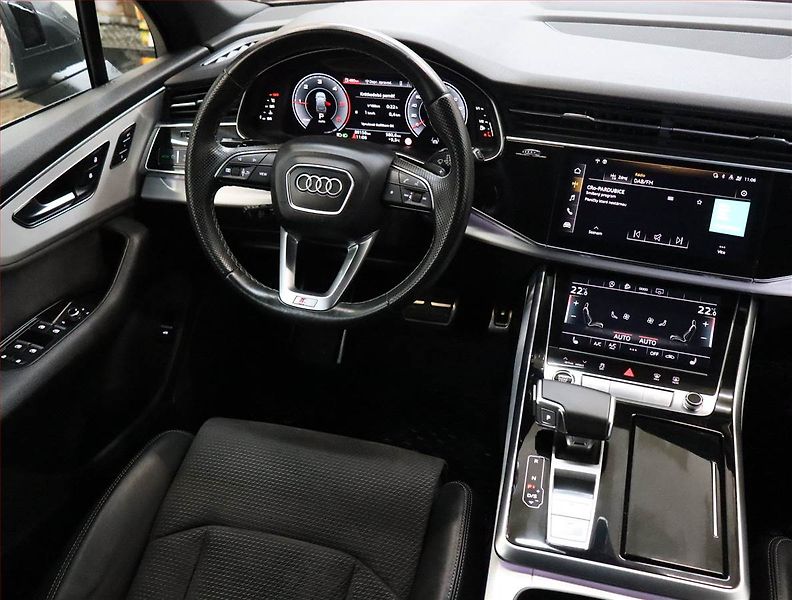 Audi Q7 (2021) 50 TDI - fotka 7 z 31