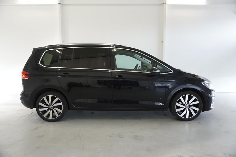 Volkswagen Touran (2017) TOURAN  2,0 TDI HIGHLINE AUT. - fotka 4 z 45