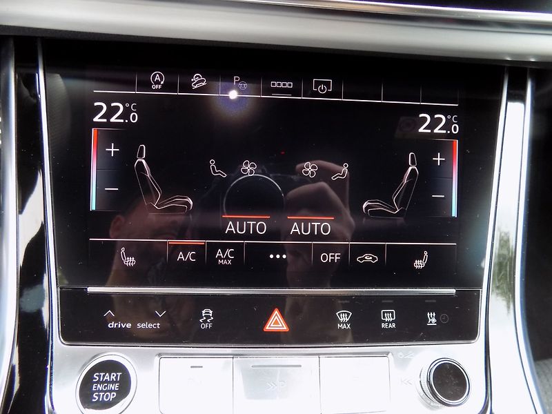 Audi Q8 (2024) 50TDI/S-Line/Full-Led/4x4/ - fotka 31 z 42