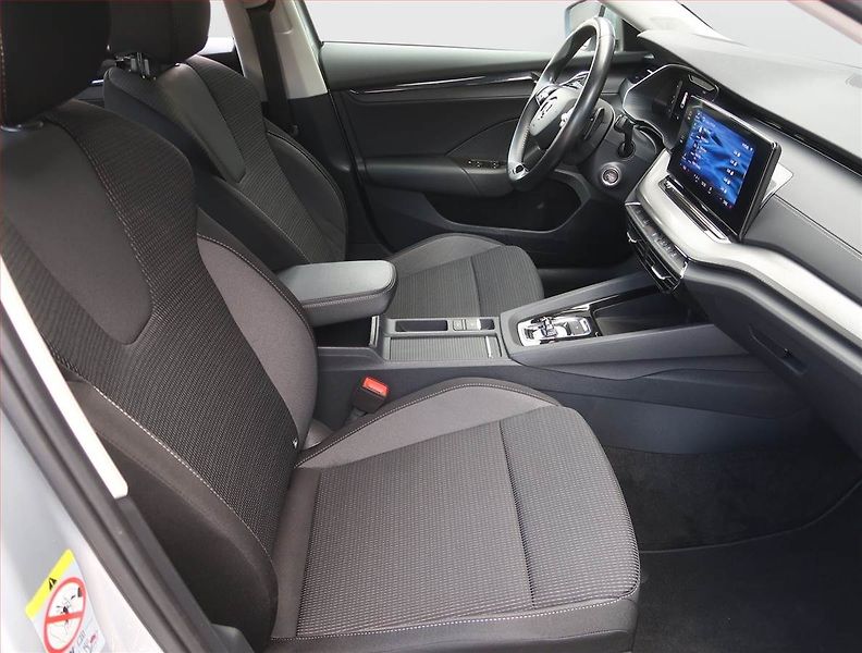 Škoda Octavia (2022) Ambition Plus 2.0 TDI, Automat - fotka 9 z 21