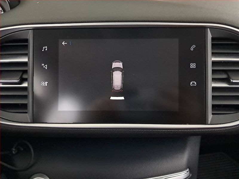 Peugeot 308 (2019) 1.5 BlueHDi, Tempomat - fotka 18 z 21