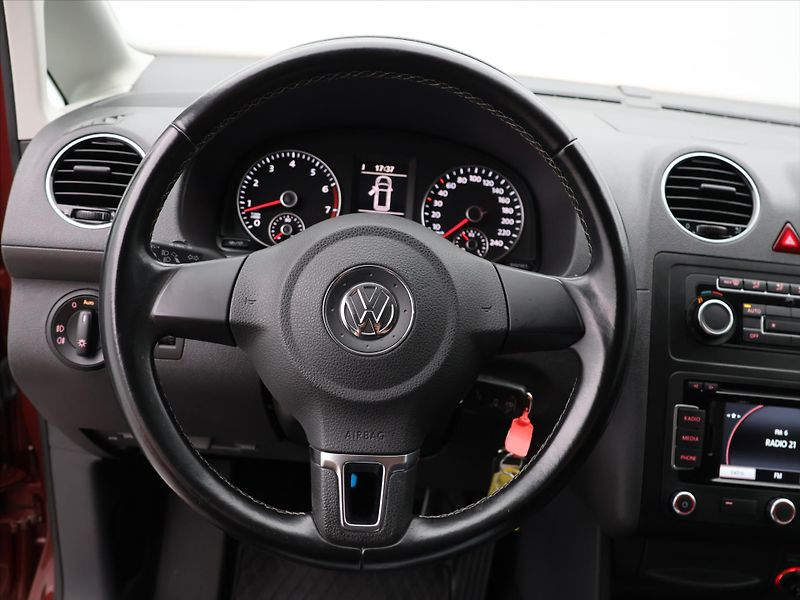 Volkswagen Caddy 1,2 TSI Cup 1.Maj Navi Tažné - fotka 16 z 30