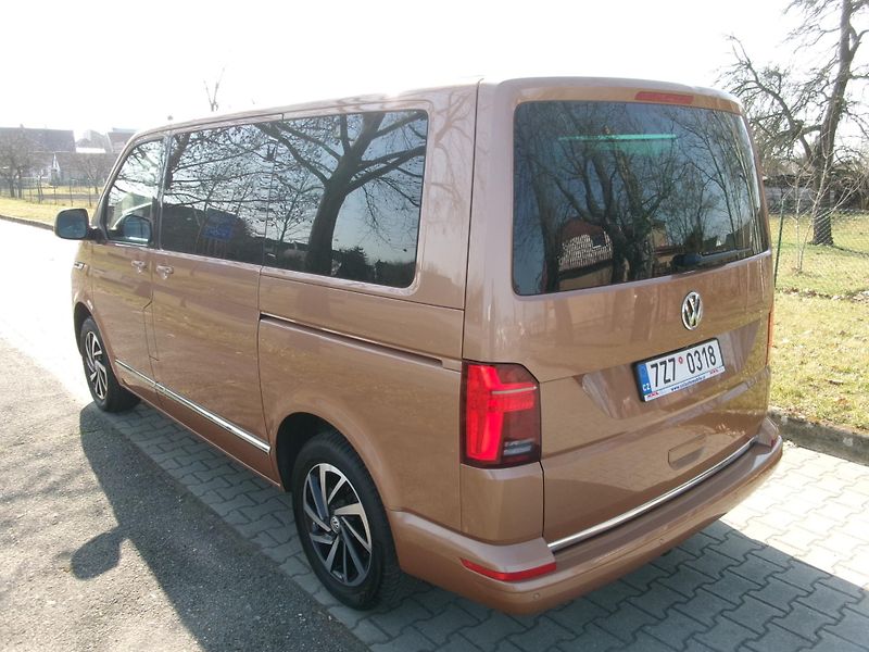 Volkswagen Multivan (2020) 2,0TDI DSG NAVI AC BT  - fotka 6 z 40