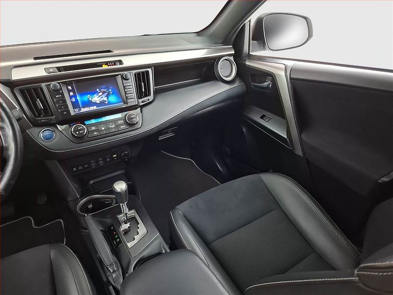 Toyota RAV4 (2019) 2.5 Hybrid, 4X4, Automat - fotka 8 z 21