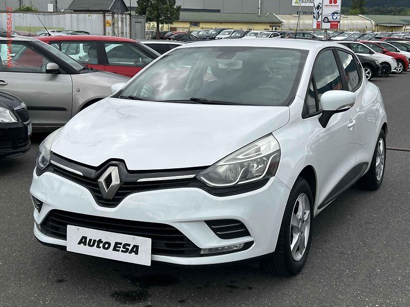 Renault Clio (2016) 1.2i, 1.maj,ČR, servis.kniha - fotka 3 z 17